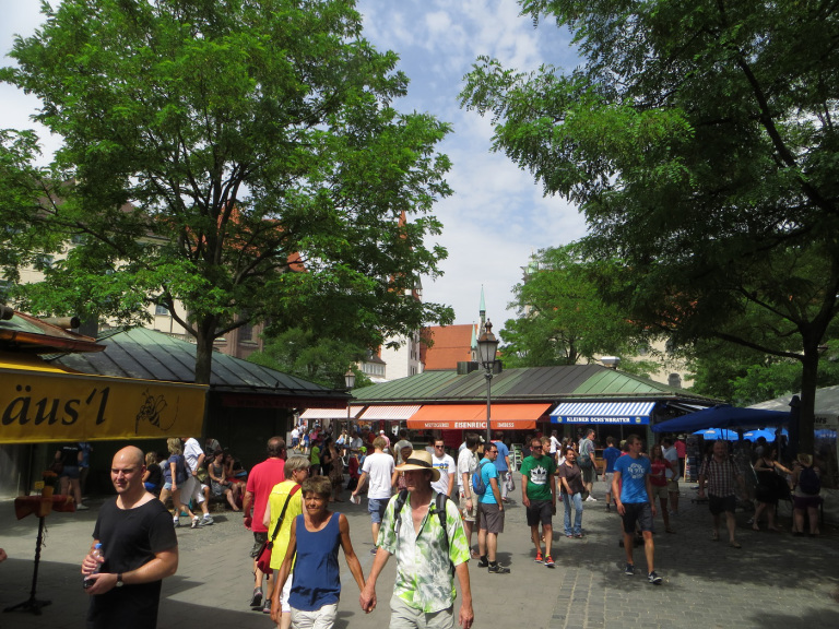 Viktualienmarkt © towelintherain 