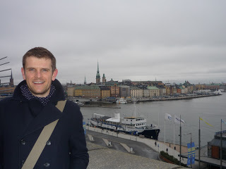 Photo-Bombing the Gamla Stan! (source - Pulped Travel)